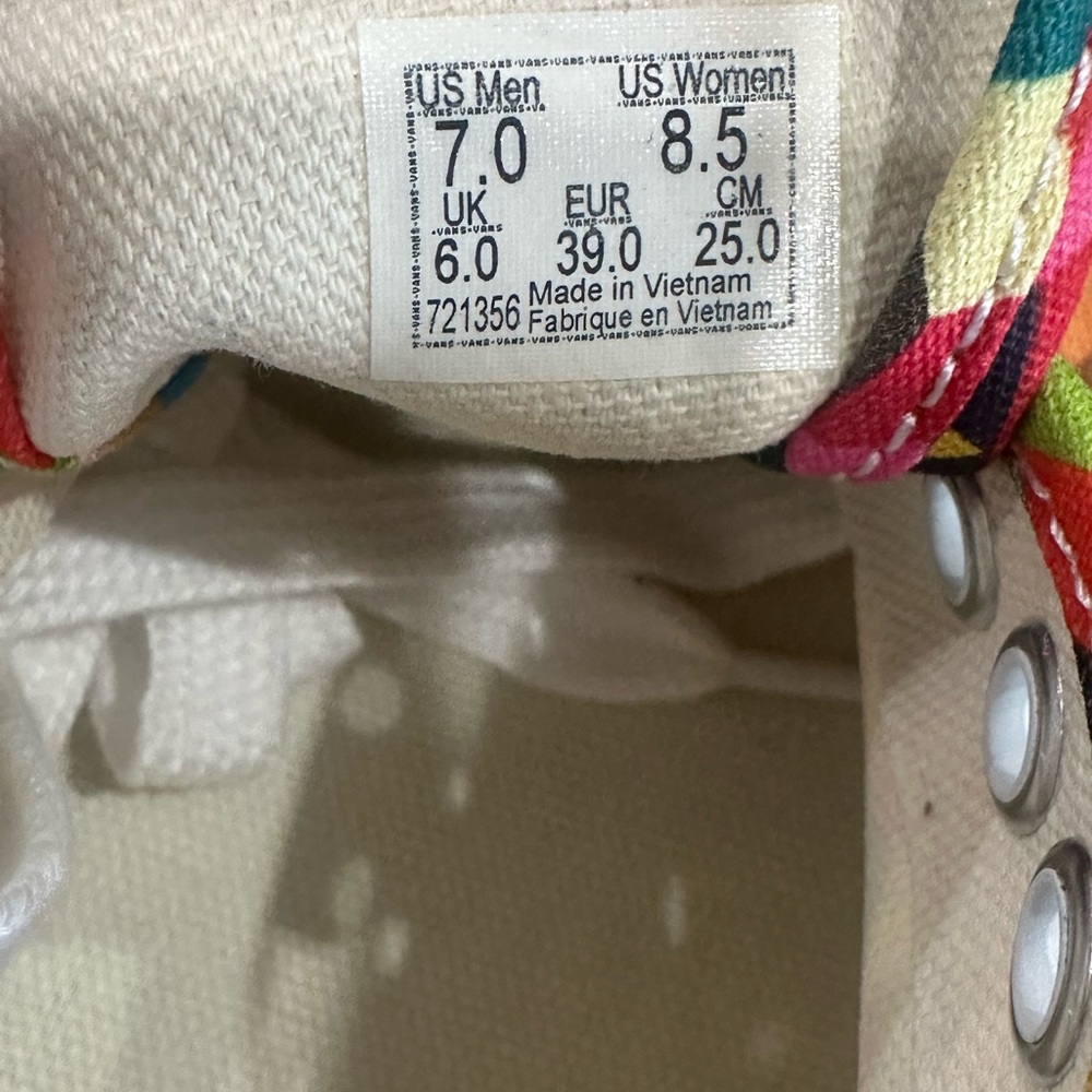 Vans Women’s Multicolor Geometric Pattern Sneakers - image 5